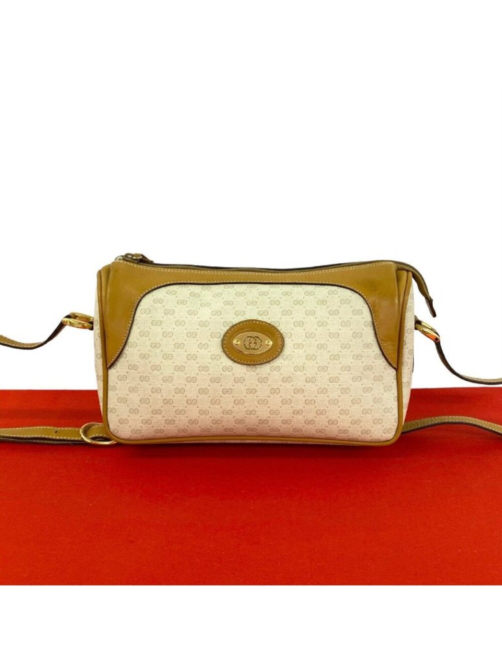 Gucci Vintage Micro GG Logo Pattern Leather Shoulder Bag Camel Brown Ivory
